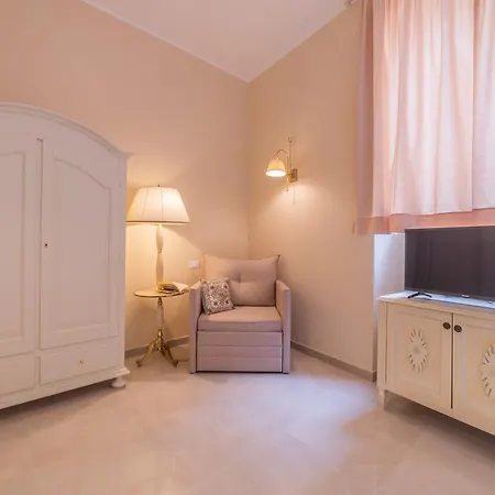 Отель Casa Adele 3*