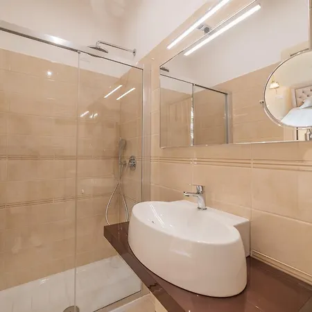 Casa Adele 3*